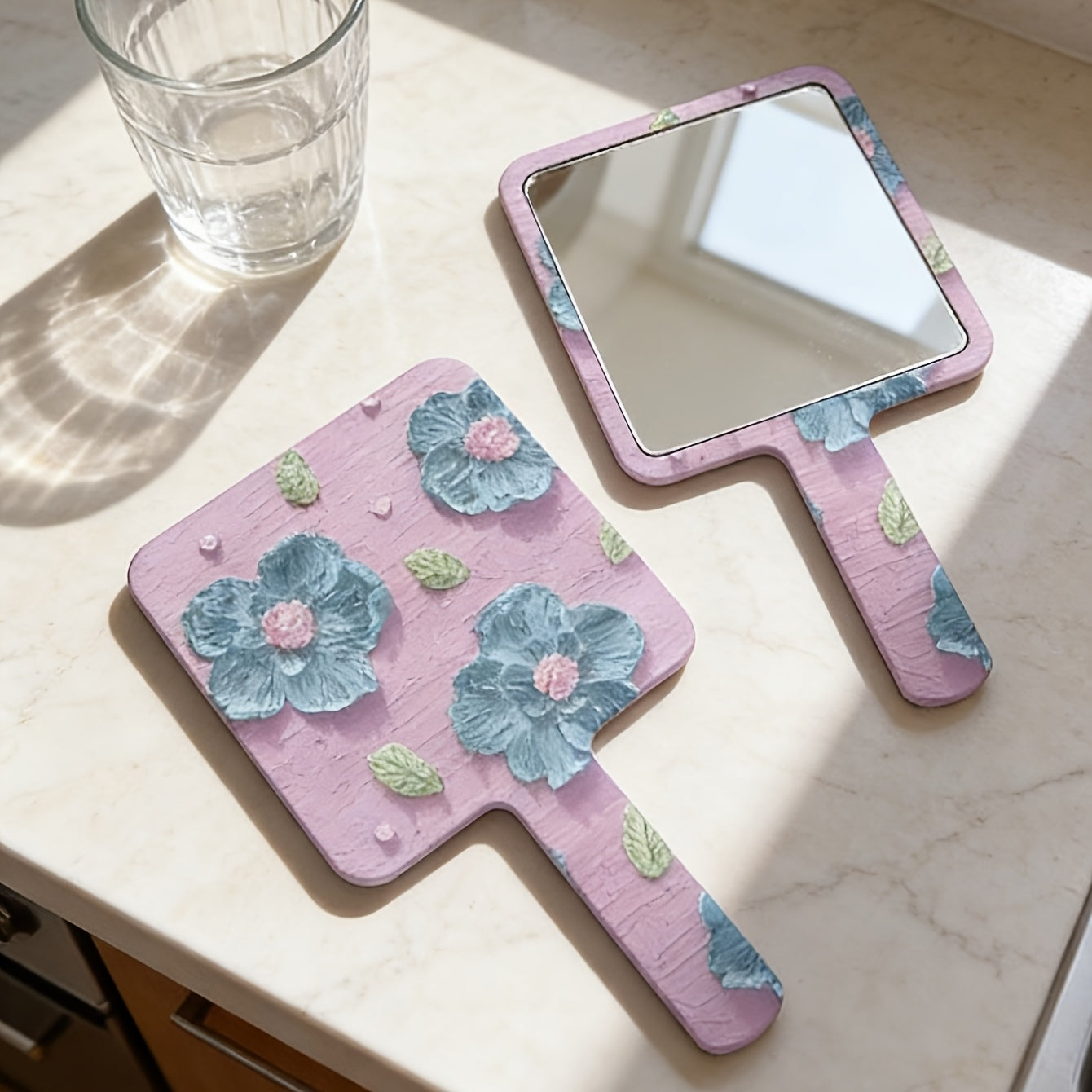 Floral Print Square Handheld Mirror Bathroom Suitable Portable Makeup Mirror Campus Season Girl Gift Valentine'S Day Romantic Gift Christmas\u002FWedding Season\u002FMother'S Day Multi-Festival Gift Exquisite Girl Cleaning Supplies